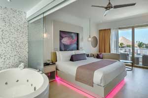 Diamond Club Luxury Junior Suite Swim Out - CHIC by Royalton Resorts - Adults Only All Inclusive - Punta Cana